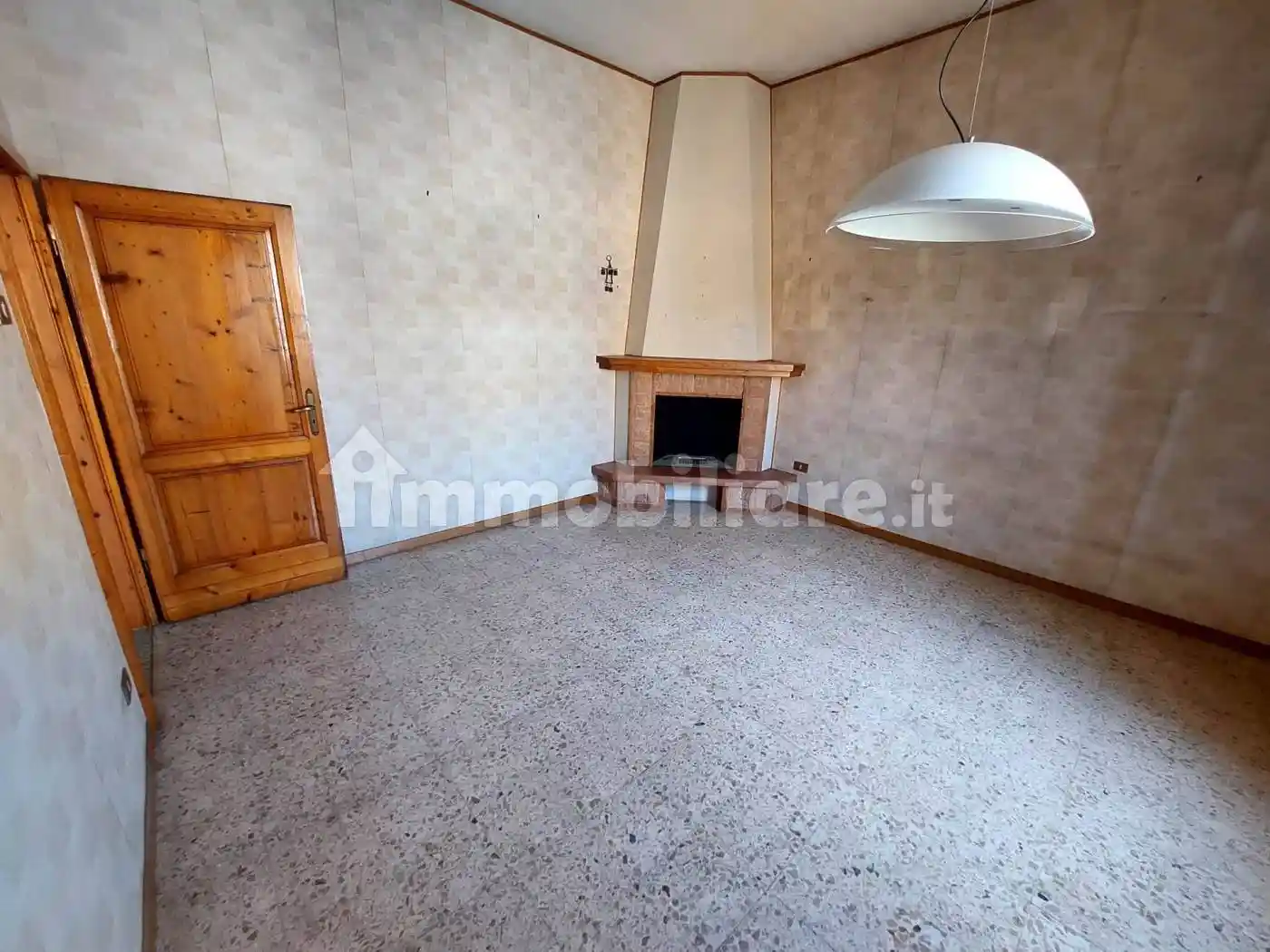 Casa indipendente in vendita a Pistoia