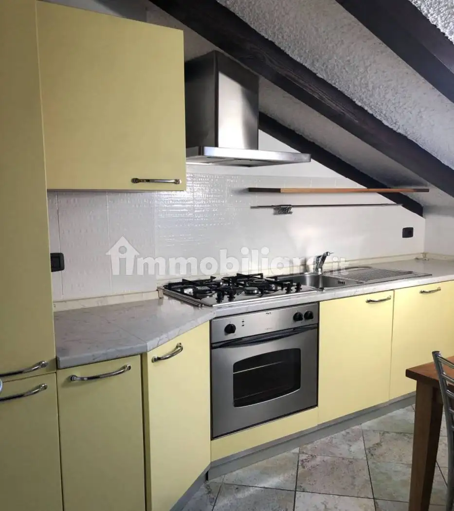 Attico - Mansarda in vendita a Oltrona di San Mamette