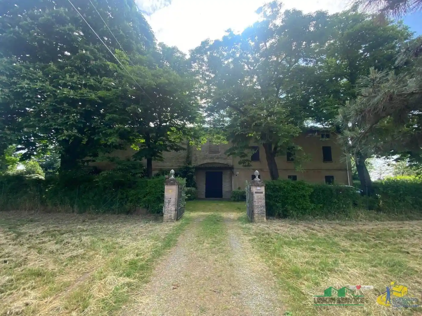 Villa in vendita a Collecchio