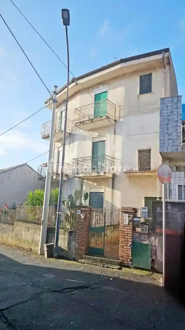 Appartamento in vendita a Pedara