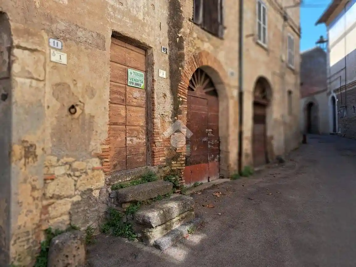 Appartamento in vendita a Carbognano