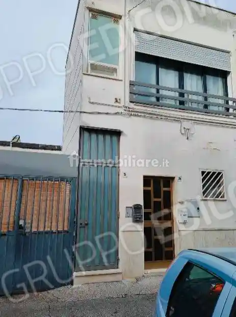 Appartamento in vendita a Adelfia