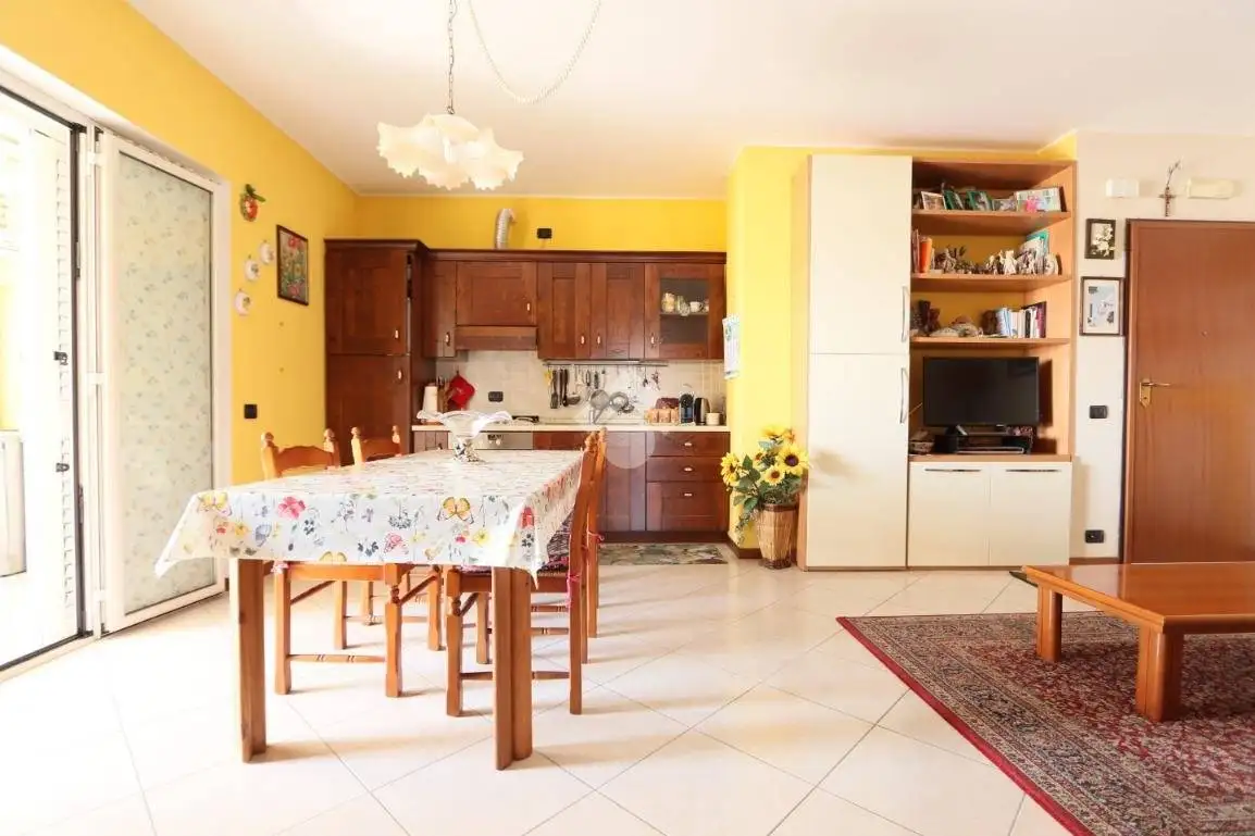 Appartamento in vendita a Alba Adriatica