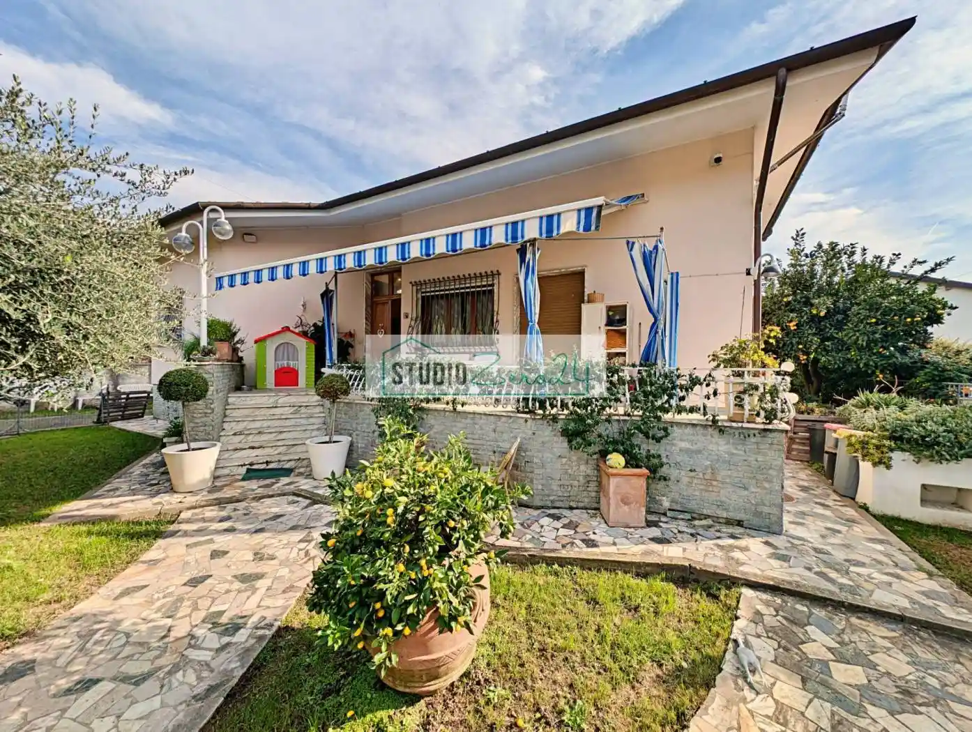Villa in vendita a Pietrasanta