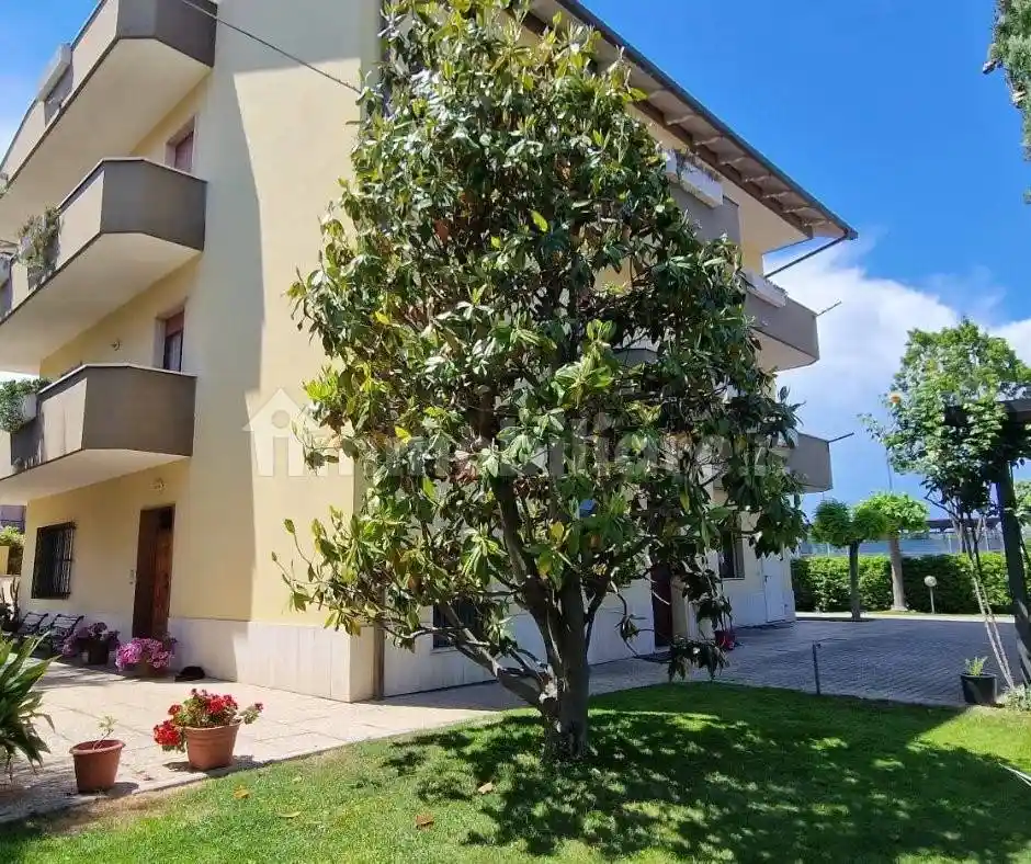 Villa plurifamiliare via Valter Verziere, 2, Villa Carmine, Montesilvano - foto 2