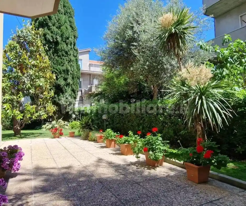 Villa plurifamiliare via Valter Verziere, 2, Villa Carmine, Montesilvano - foto 3