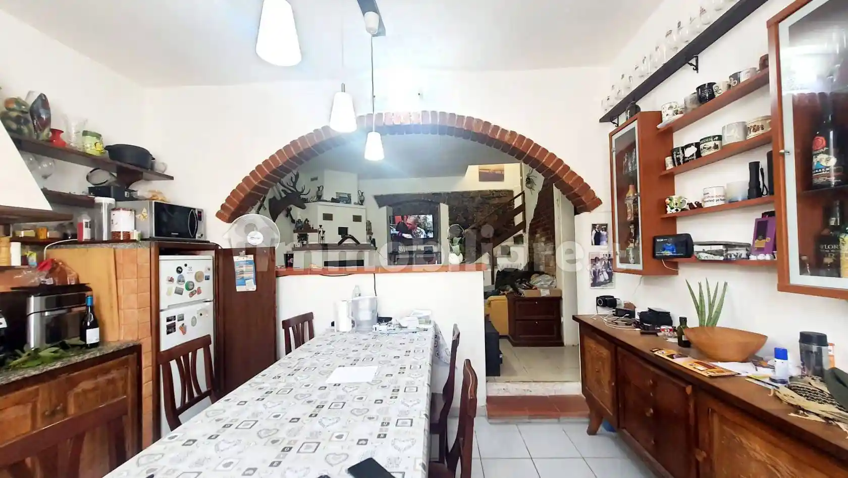Casa indipendente in vendita a Luni