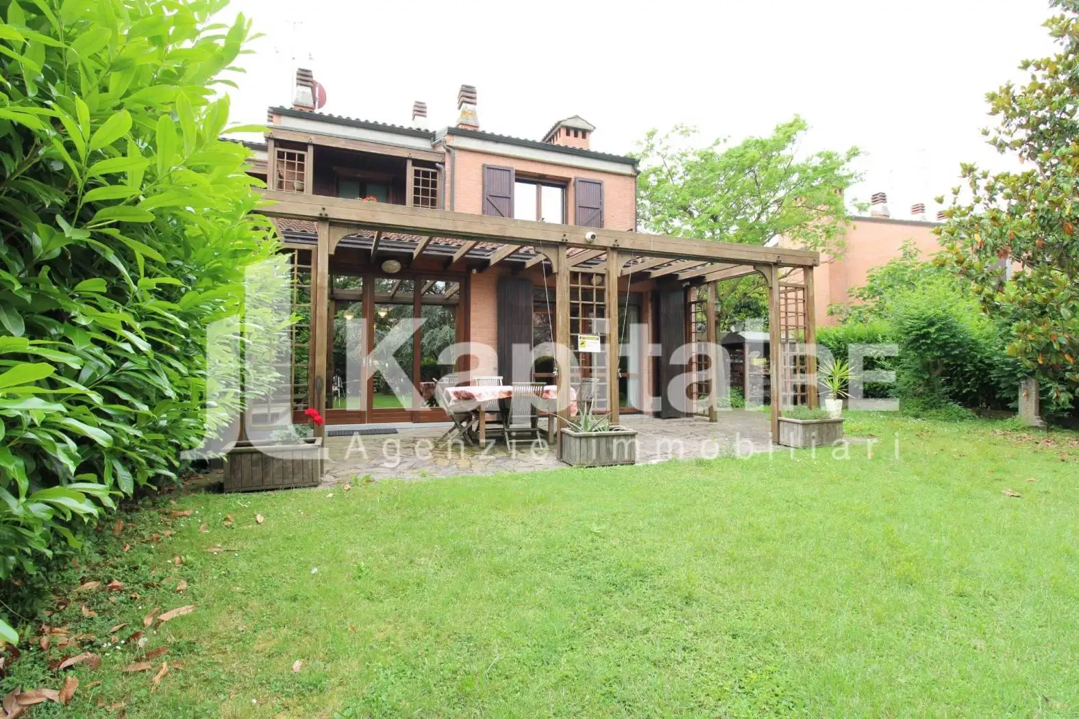 Villa in vendita a Granarolo dell'Emilia