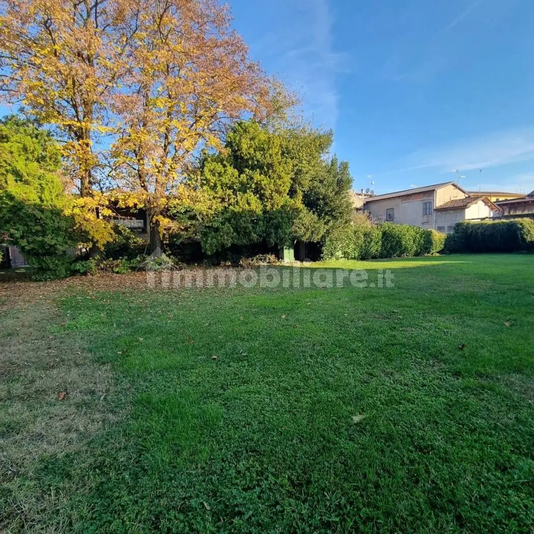 Rustico - Casale in vendita a Ossago Lodigiano