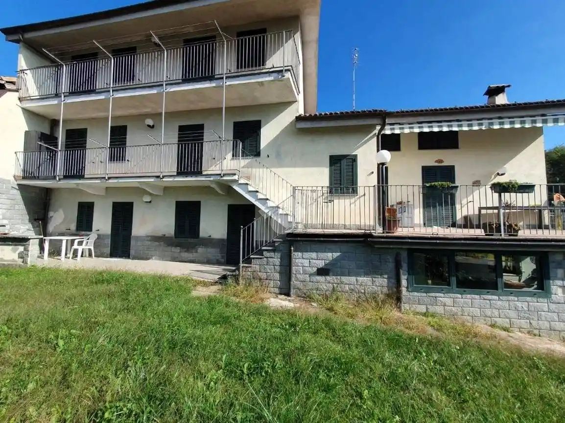Villa in vendita a Forno Canavese