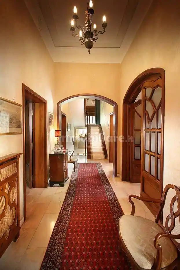 Villa in vendita a Montecatini-Terme