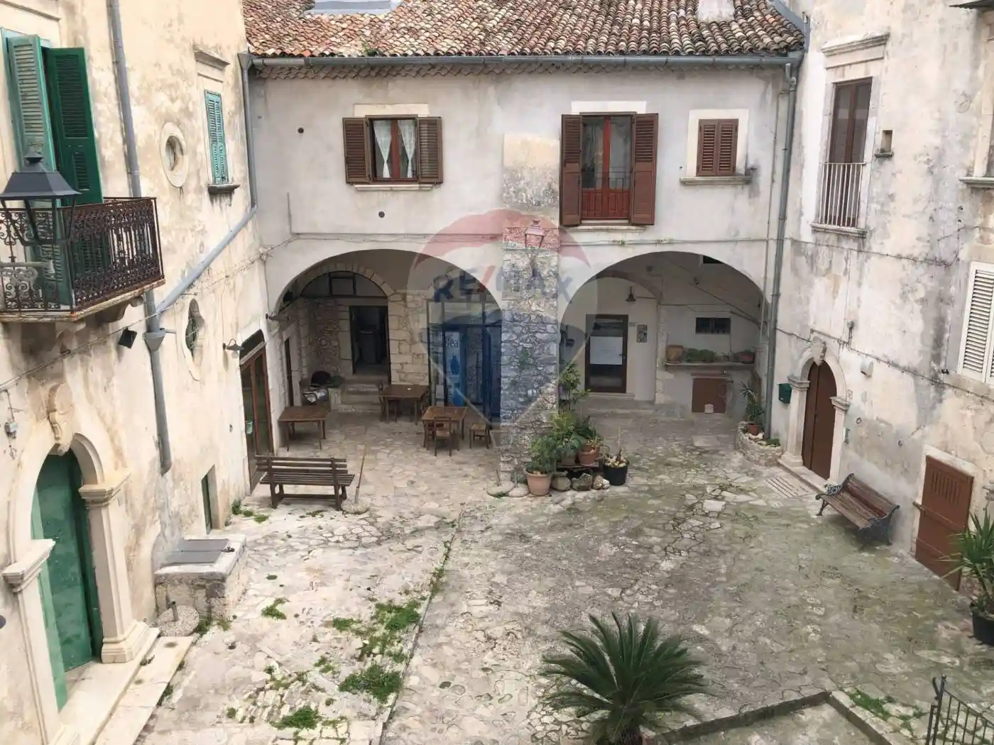 Palazzo - Edificio in vendita a Vico del Gargano