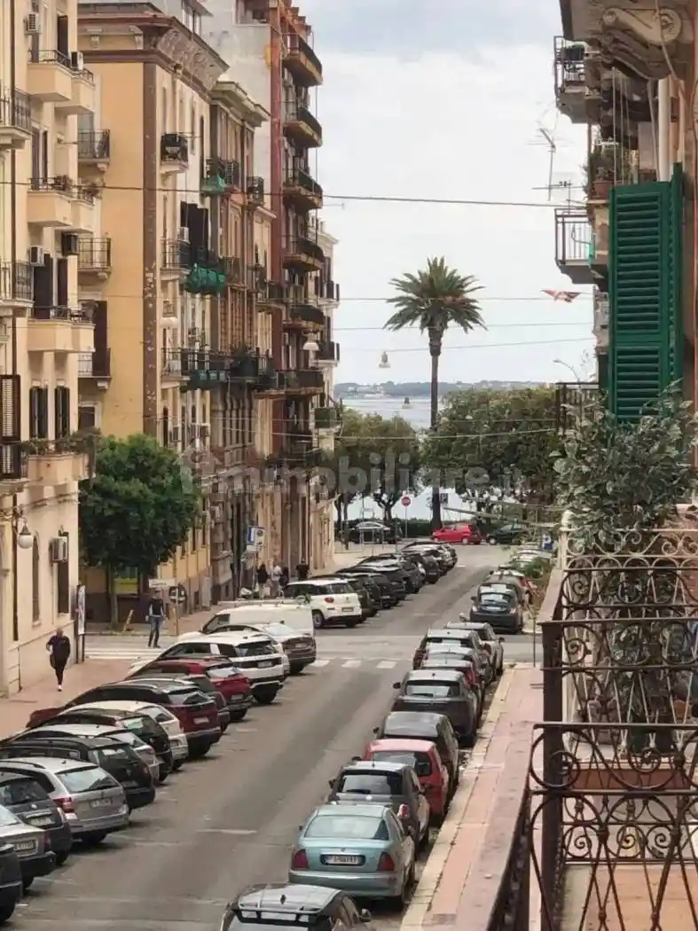 Appartamento in vendita a Taranto