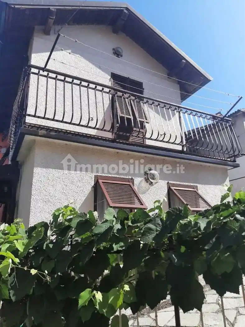 Casa indipendente in vendita a Gavi