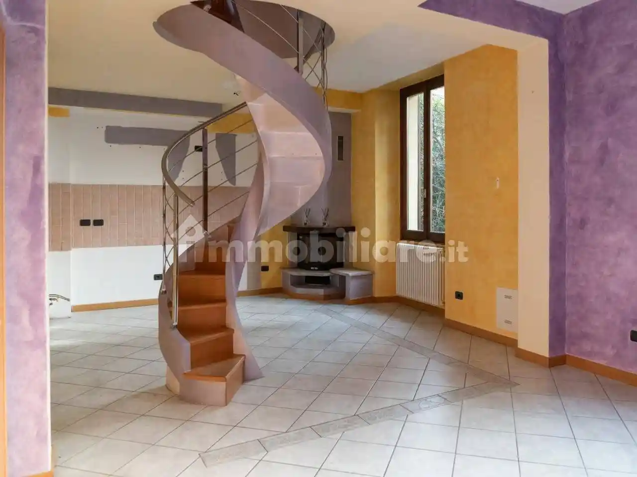 Trilocale ottimo stato, su più livelli, Centro, Bellano - foto 2