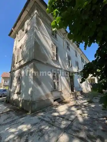 Casa indipendente in vendita a Tortona