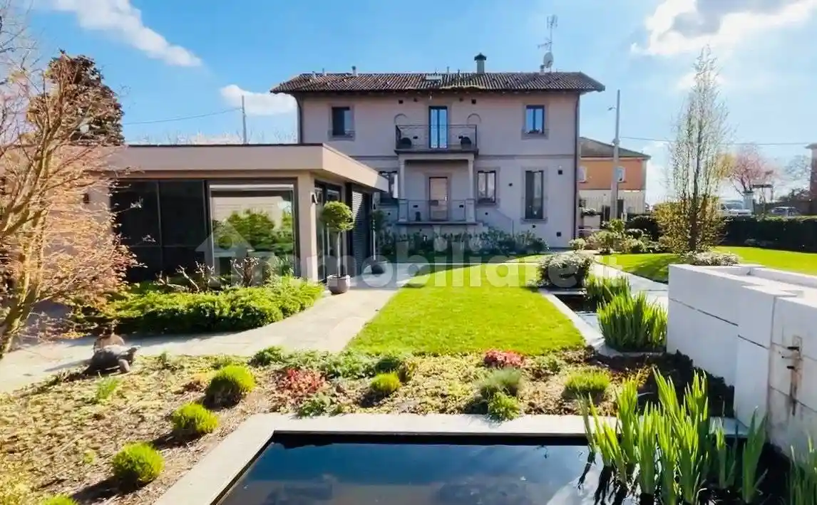 Villa in vendita a Gropello Cairoli