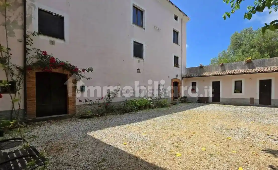 Palazzo - Edificio in Vendita - foto 2