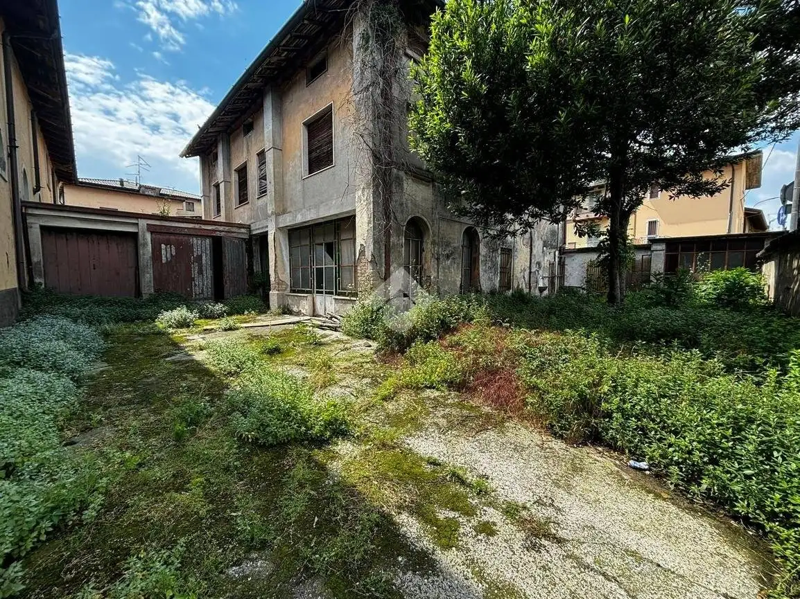 Casa indipendente in vendita a Fontanella