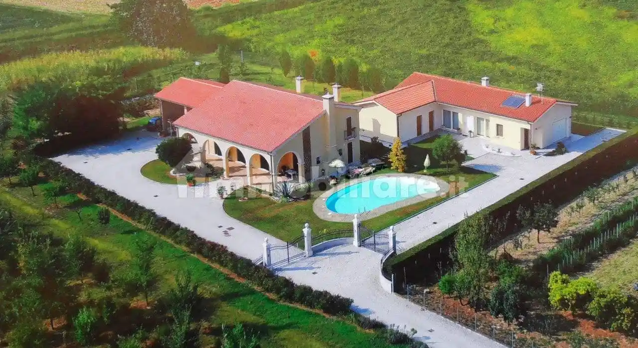 Villa in vendita a Mestrino