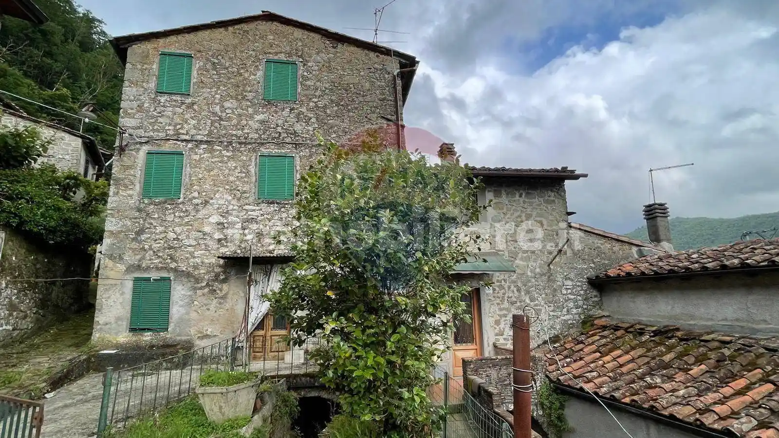 Casa indipendente in vendita a Bagni di Lucca