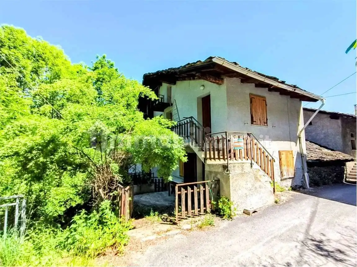 Casa indipendente in vendita a Saint-Marcel