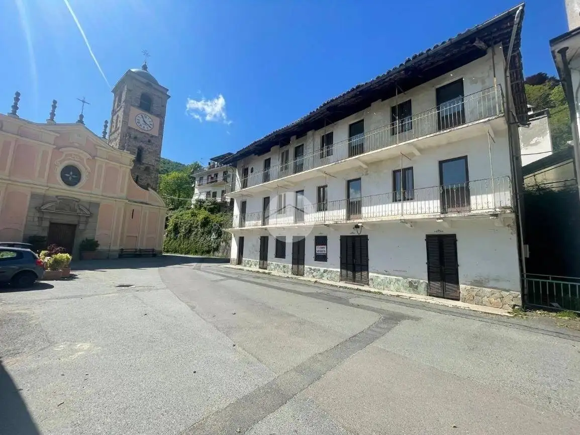 Casa indipendente in vendita a Valgioie