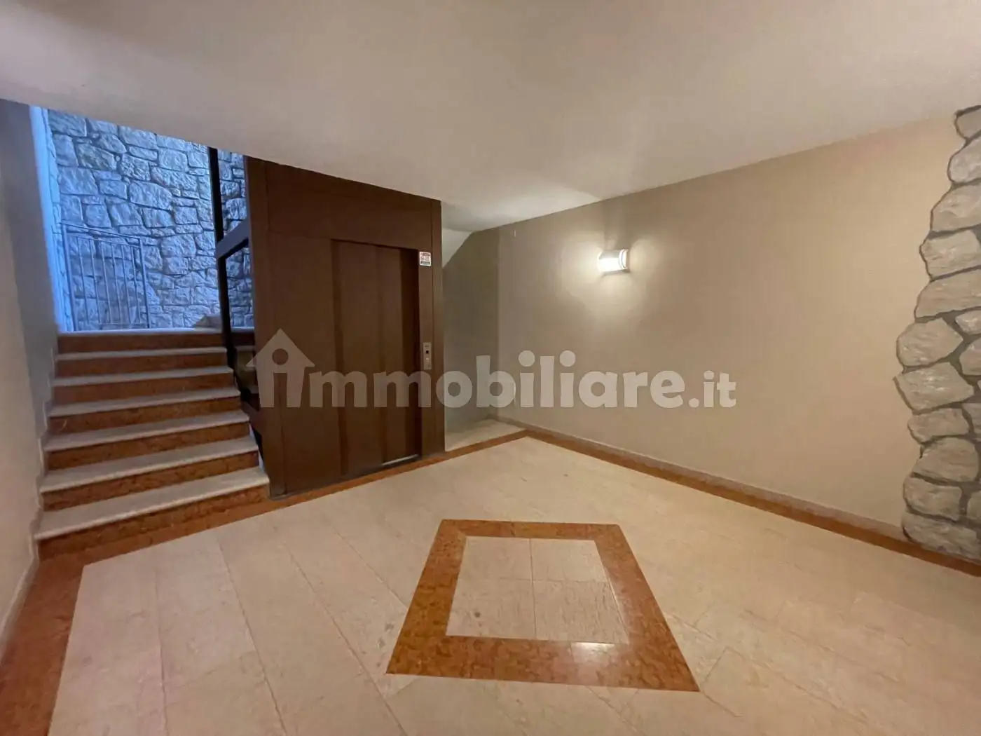 Appartamento via Tommaso Marani 2, Magugnano, Brenzone sul Garda - foto 4