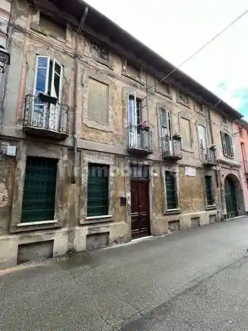 Rustico - Casale in vendita a Sale