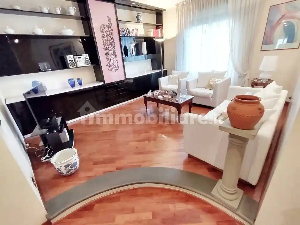 Appartamento in vendita a Firenze