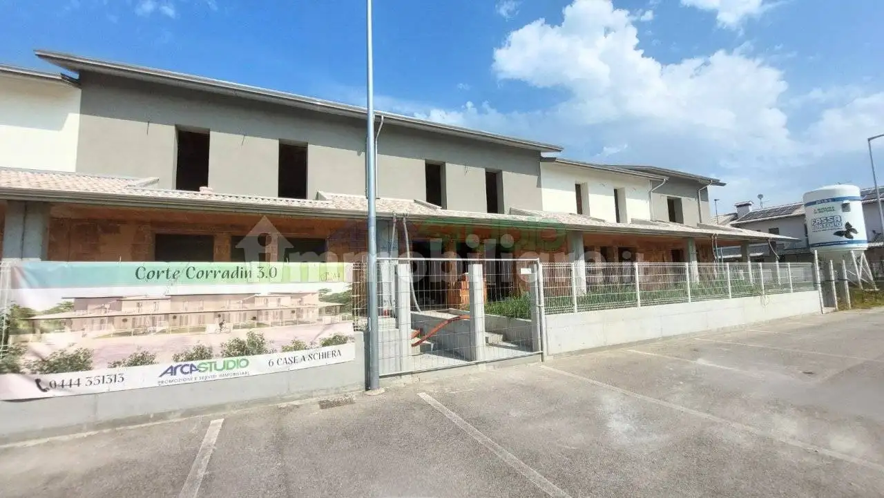 Villetta a schiera in vendita a Quinto Vicentino