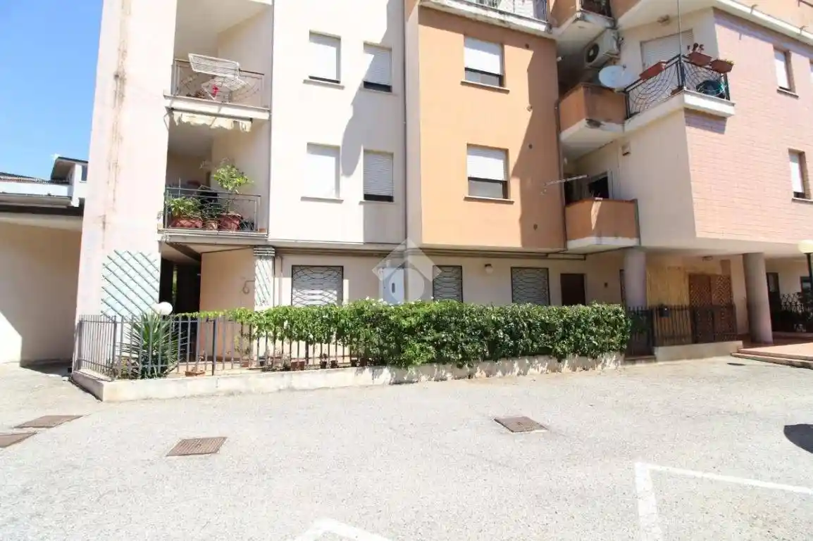 Trilocale via Trento 12, Settimo, Montalto Uffugo - foto 5