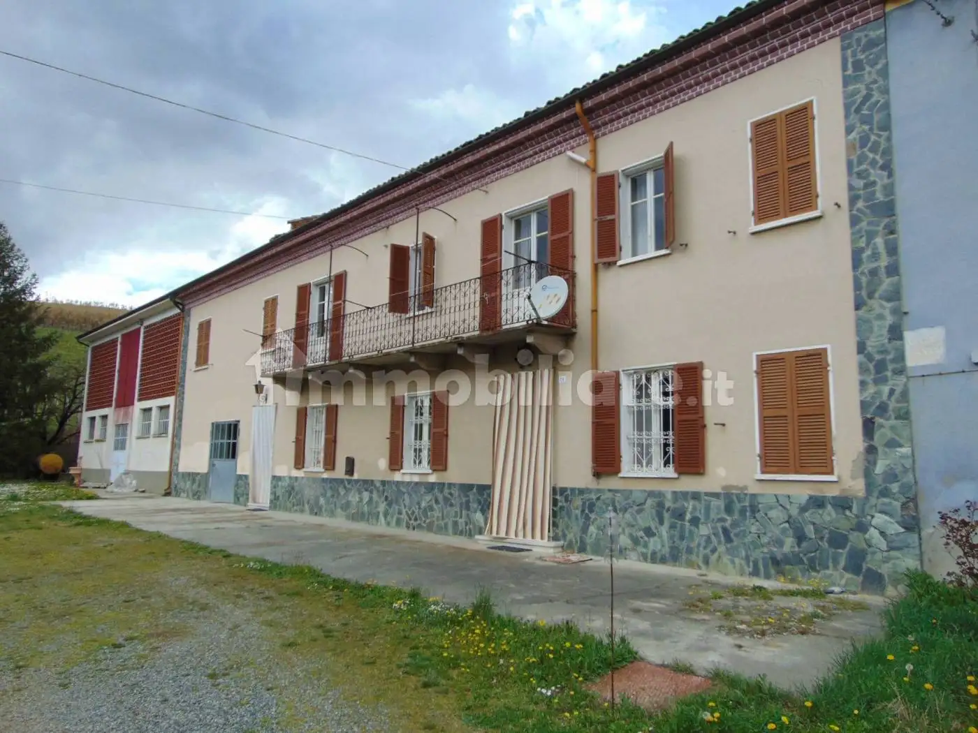 Rustico - Casale in vendita a Alice Bel Colle