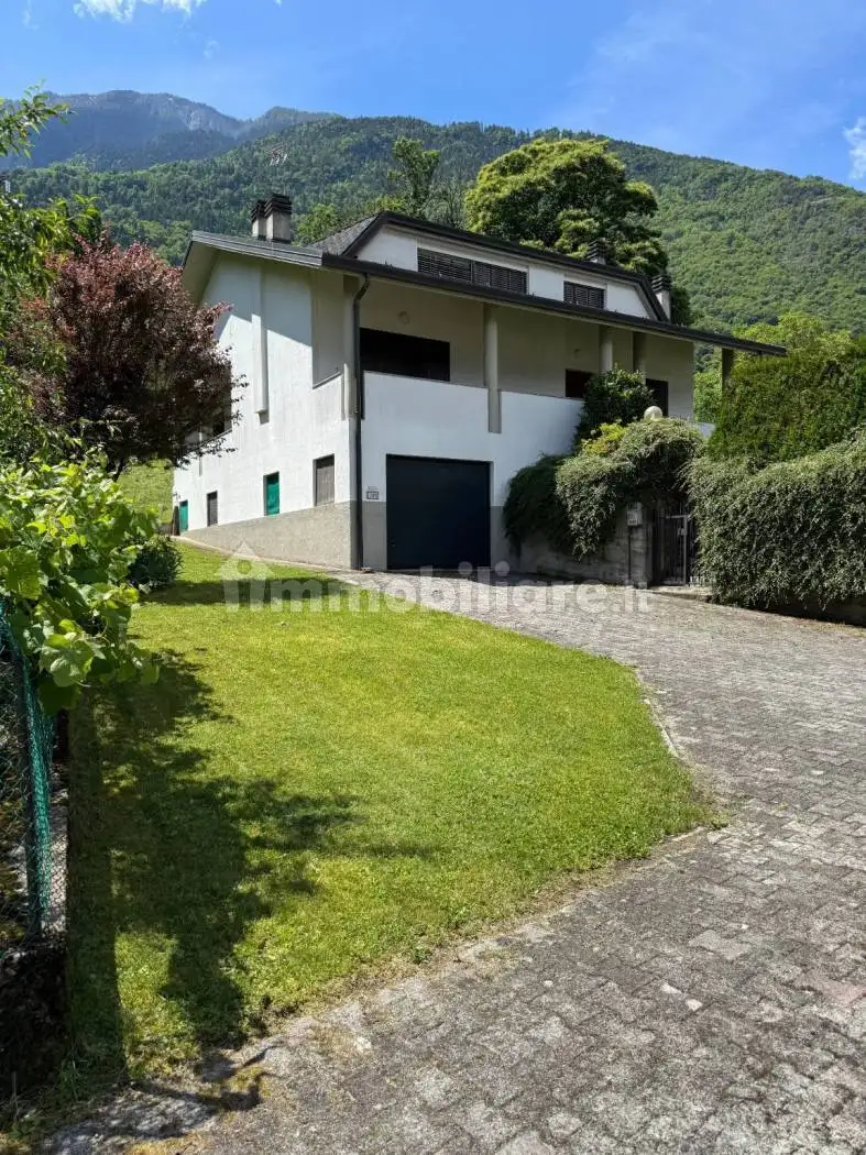 Villa in vendita a Colorina