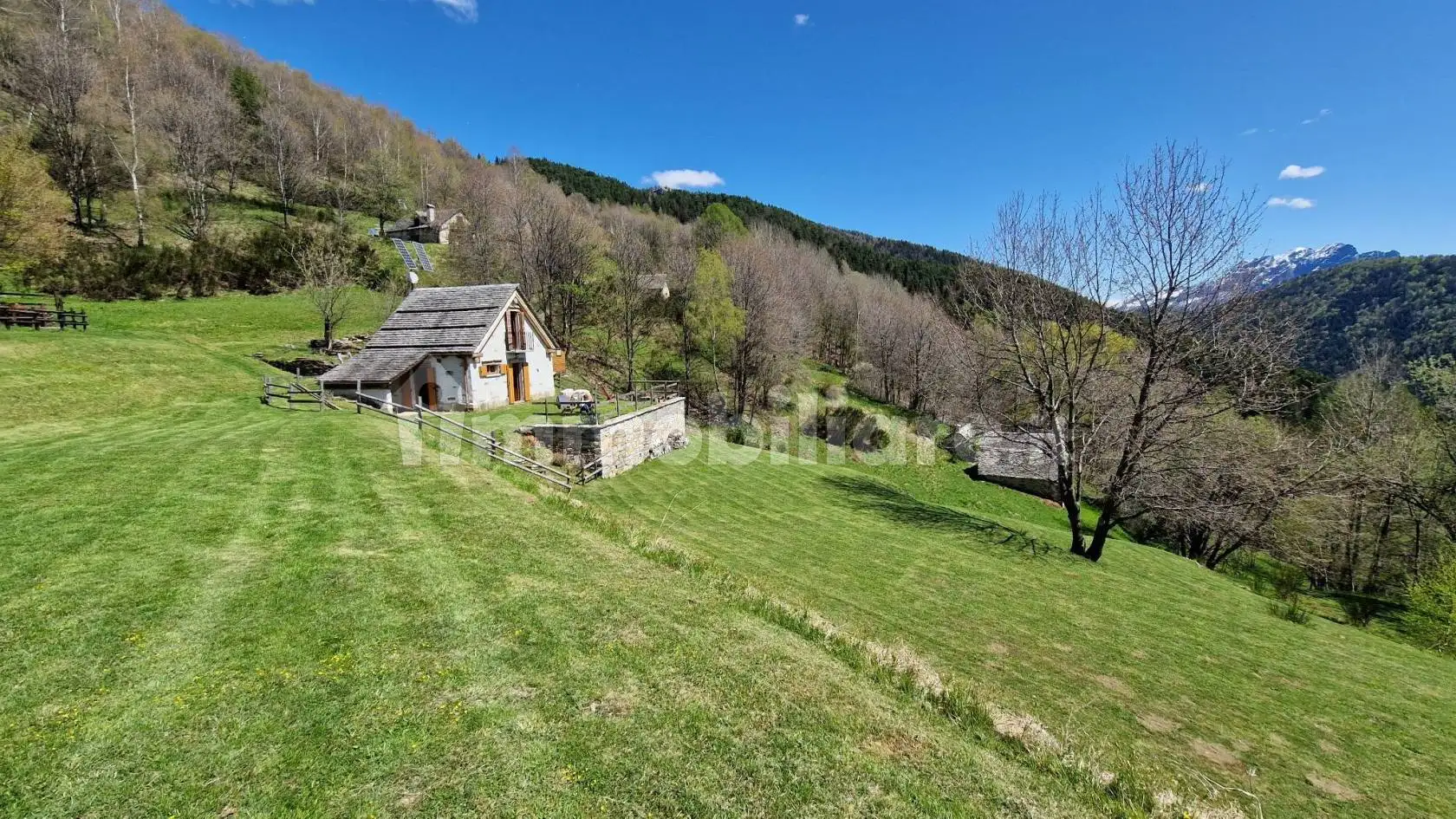 Rustico - Casale in vendita a Craveggia