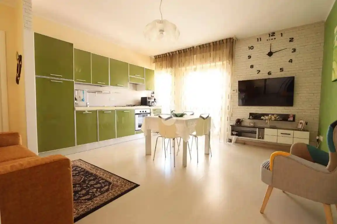 Trilocale via Gorizia 48, Centro, Alba Adriatica - foto 3