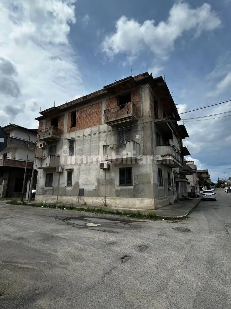 Appartamento in vendita a Rosarno