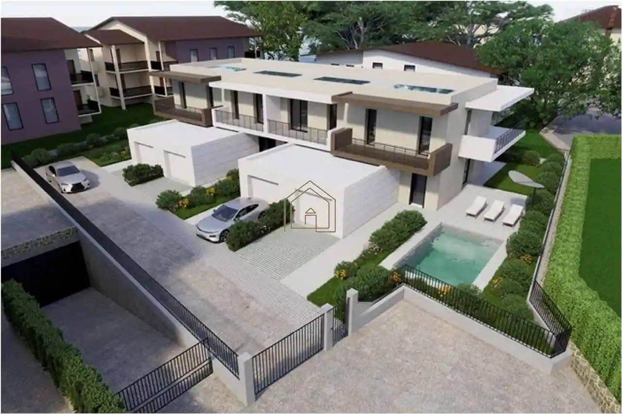 Villa in vendita a Desenzano del Garda