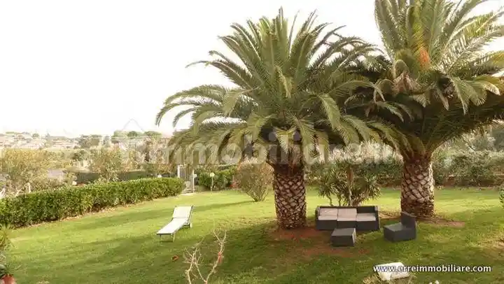 Villa in vendita a Follonica