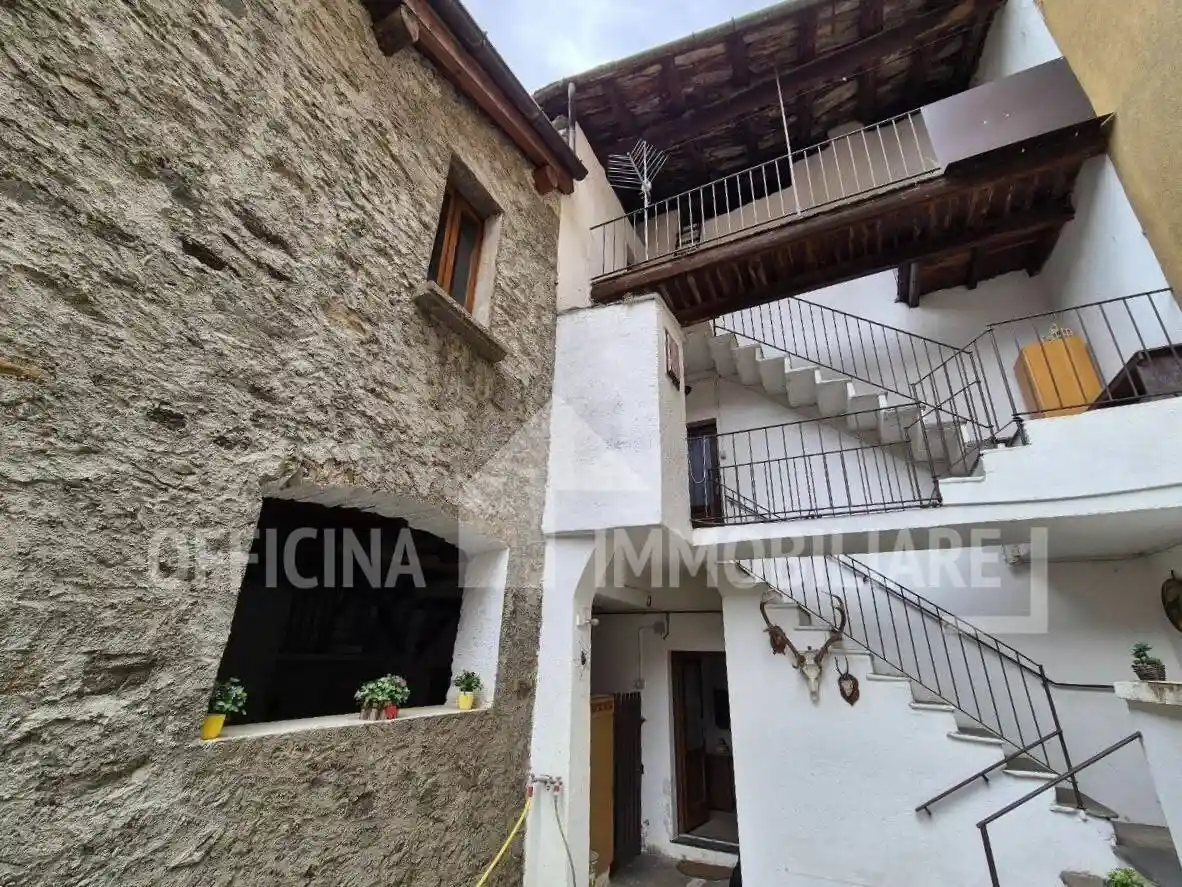 Casa indipendente in vendita a Morbegno