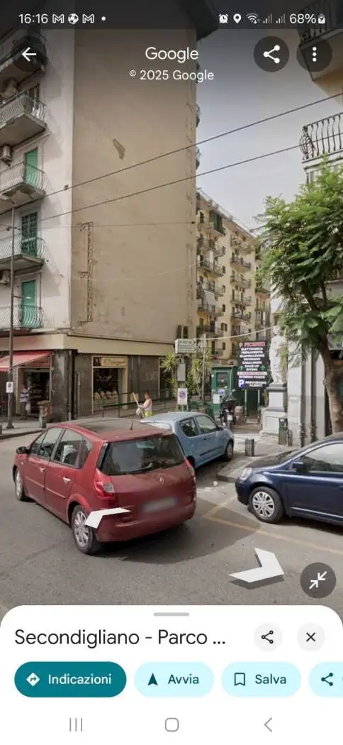 Appartamento in vendita a Napoli