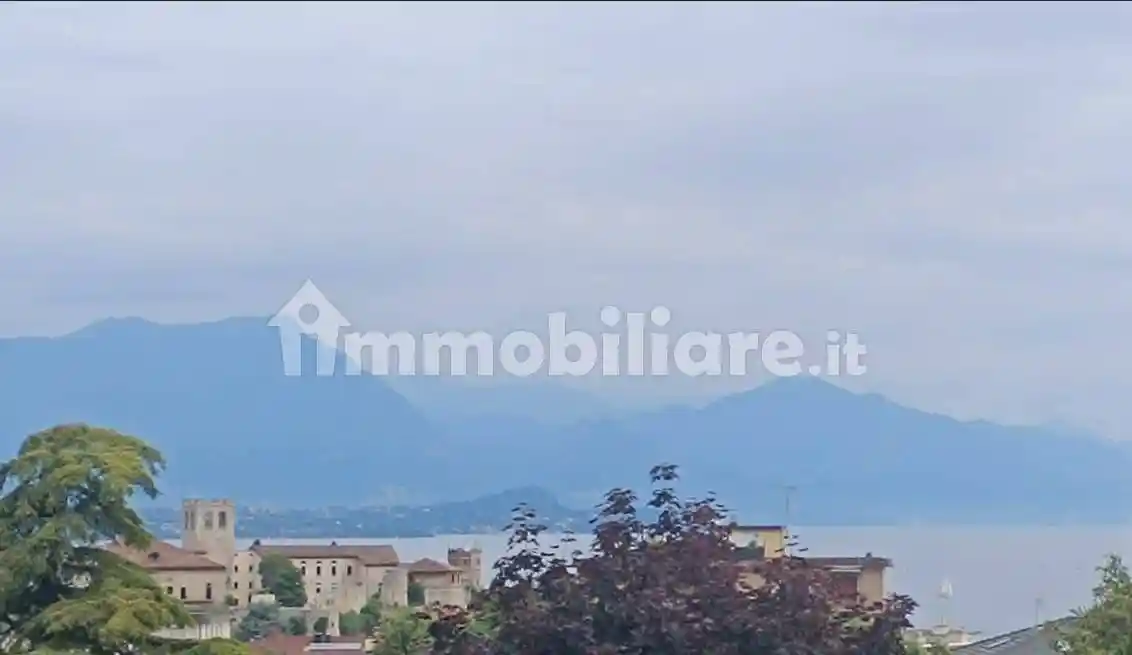 Attico - Mansarda in affitto a Desenzano del Garda