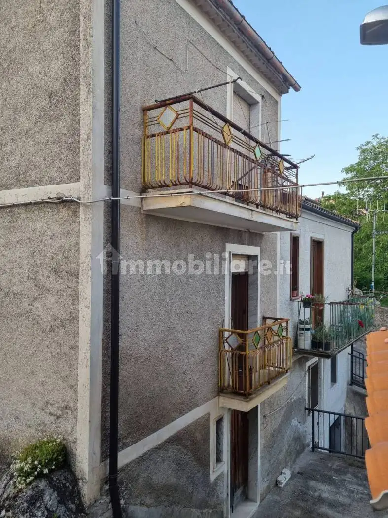 Casa indipendente in vendita a Viggiano