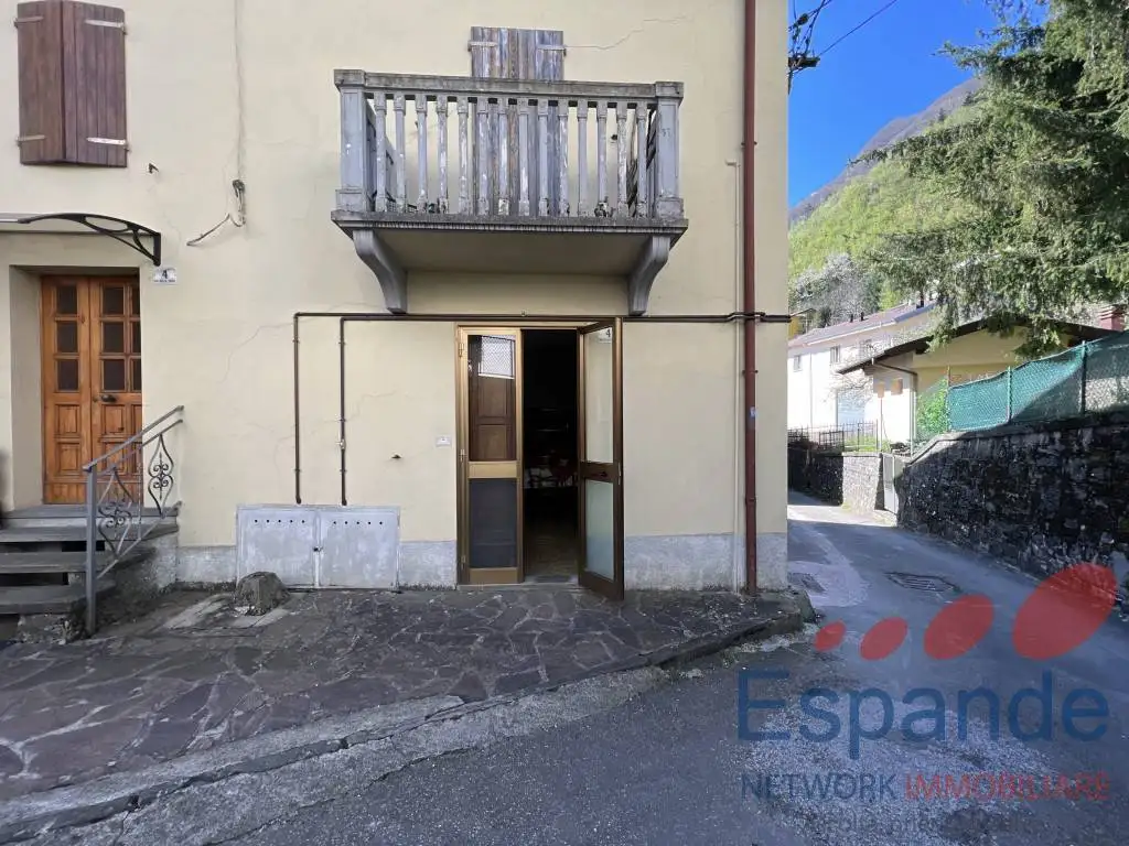 Appartamento in vendita a Lizzano in Belvedere