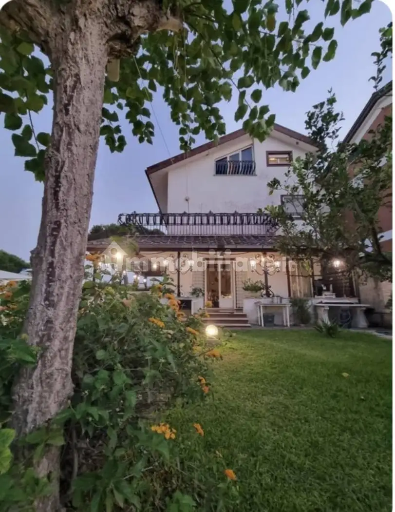 Villa in affitto a Terracina