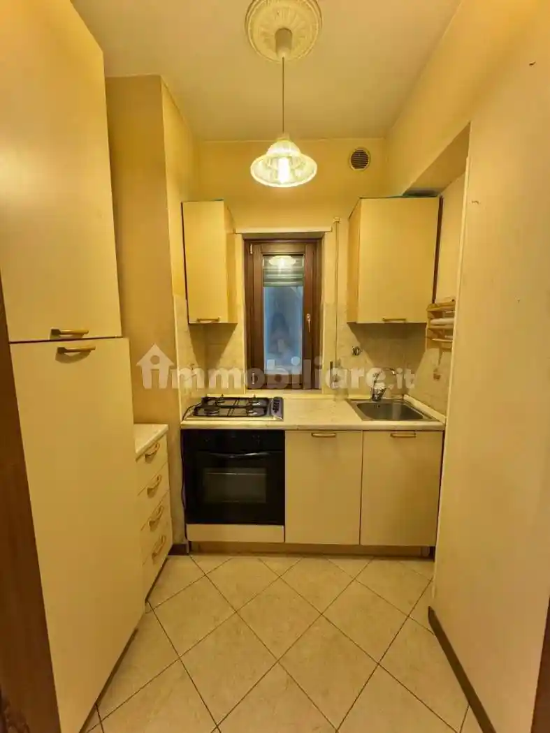 Trilocale piazza Camillo Benso di Cavour, Centro, Avezzano - foto 4