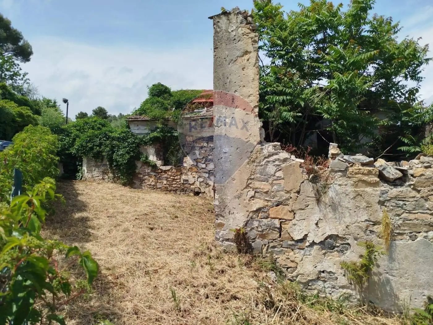 Casa indipendente in vendita a Diano Arentino