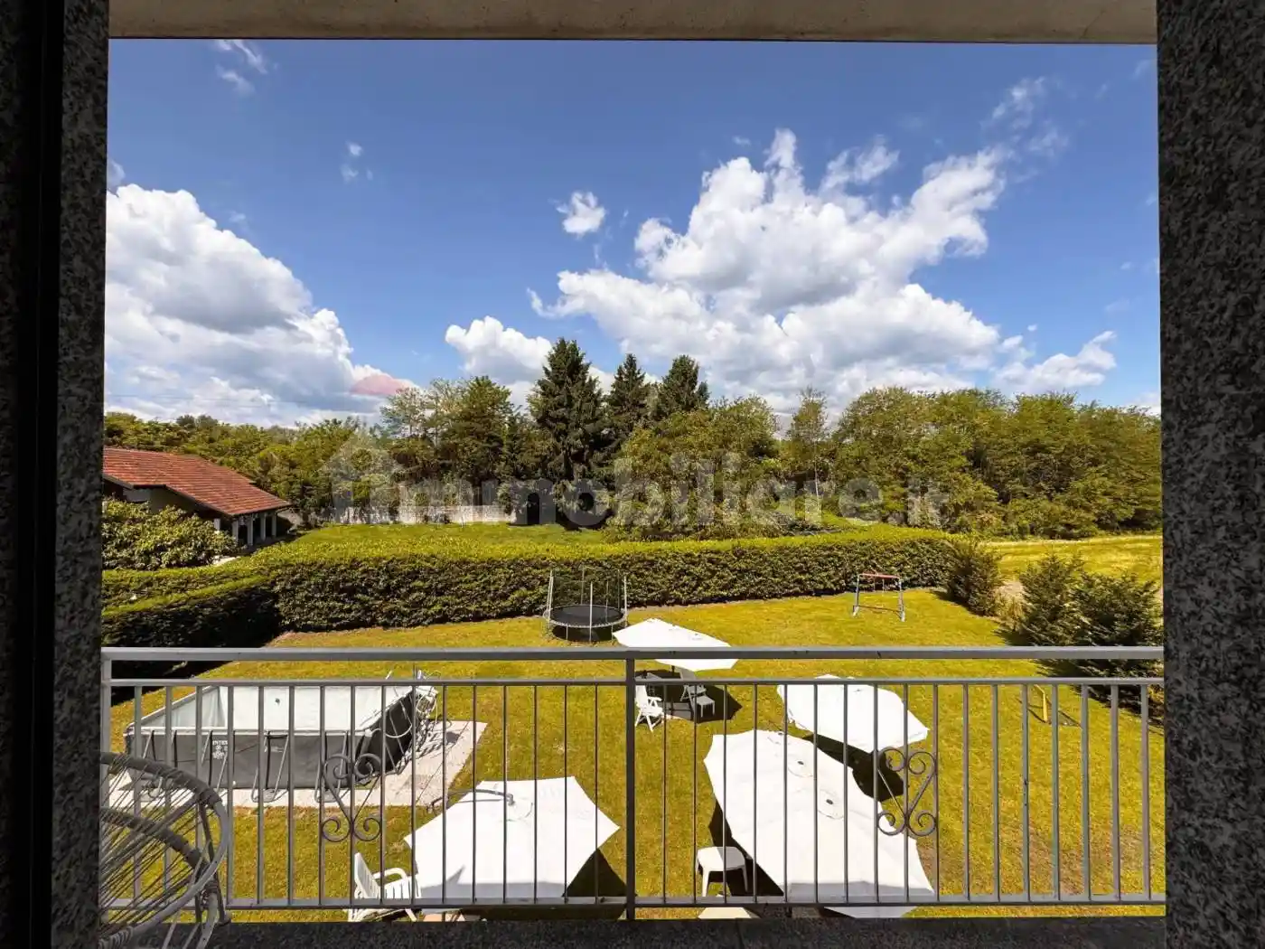 Casa indipendente in vendita a Dormelletto