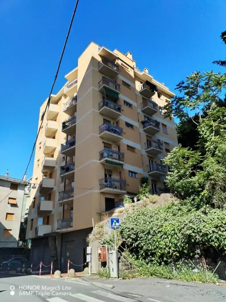Appartamento in vendita a Genova