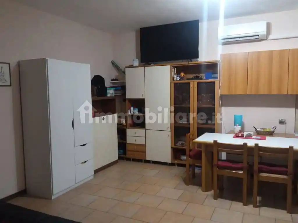 Appartamento in vendita a Limbiate